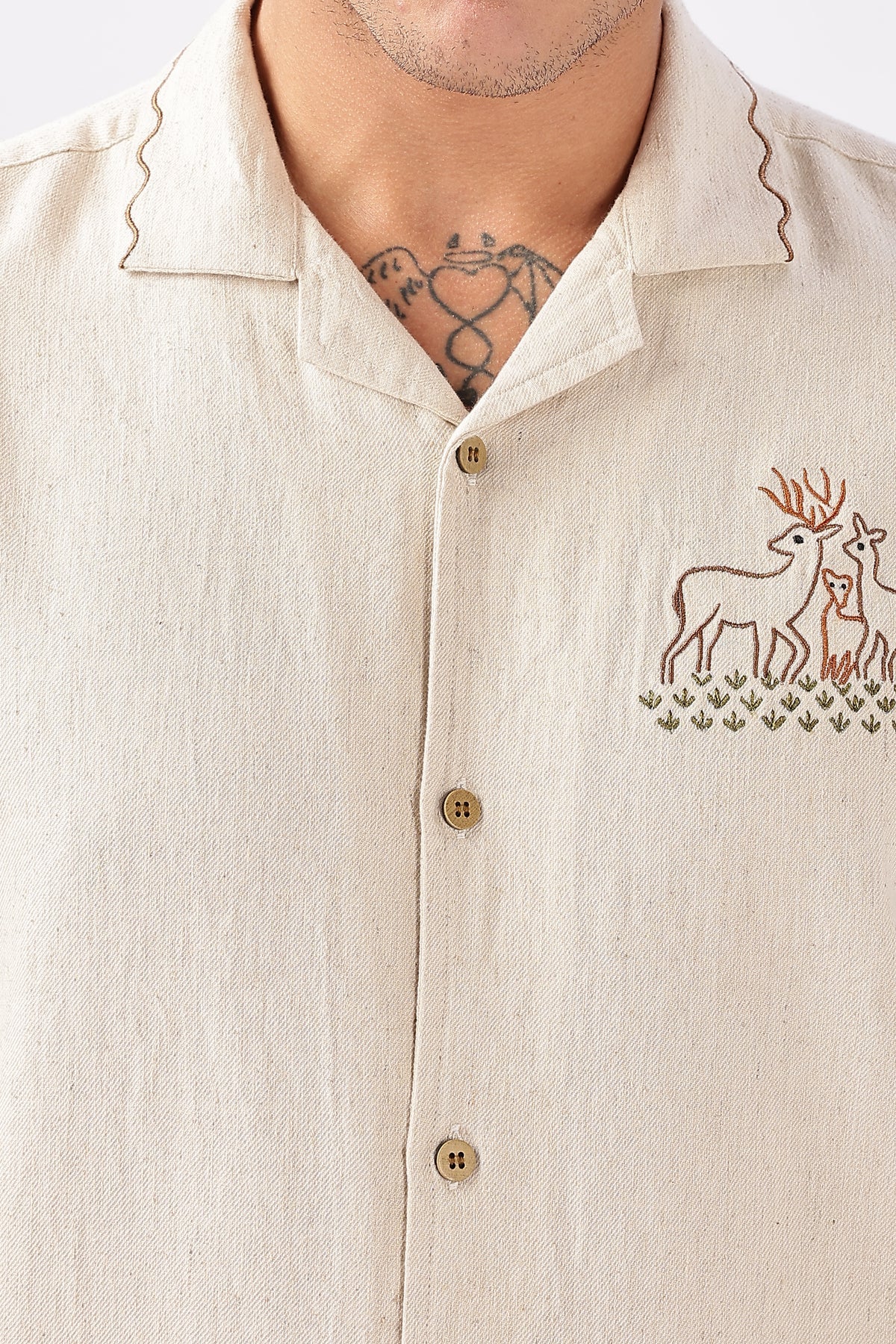 Atlantic Beige Muntjac Box Fit Embroidery Shirt