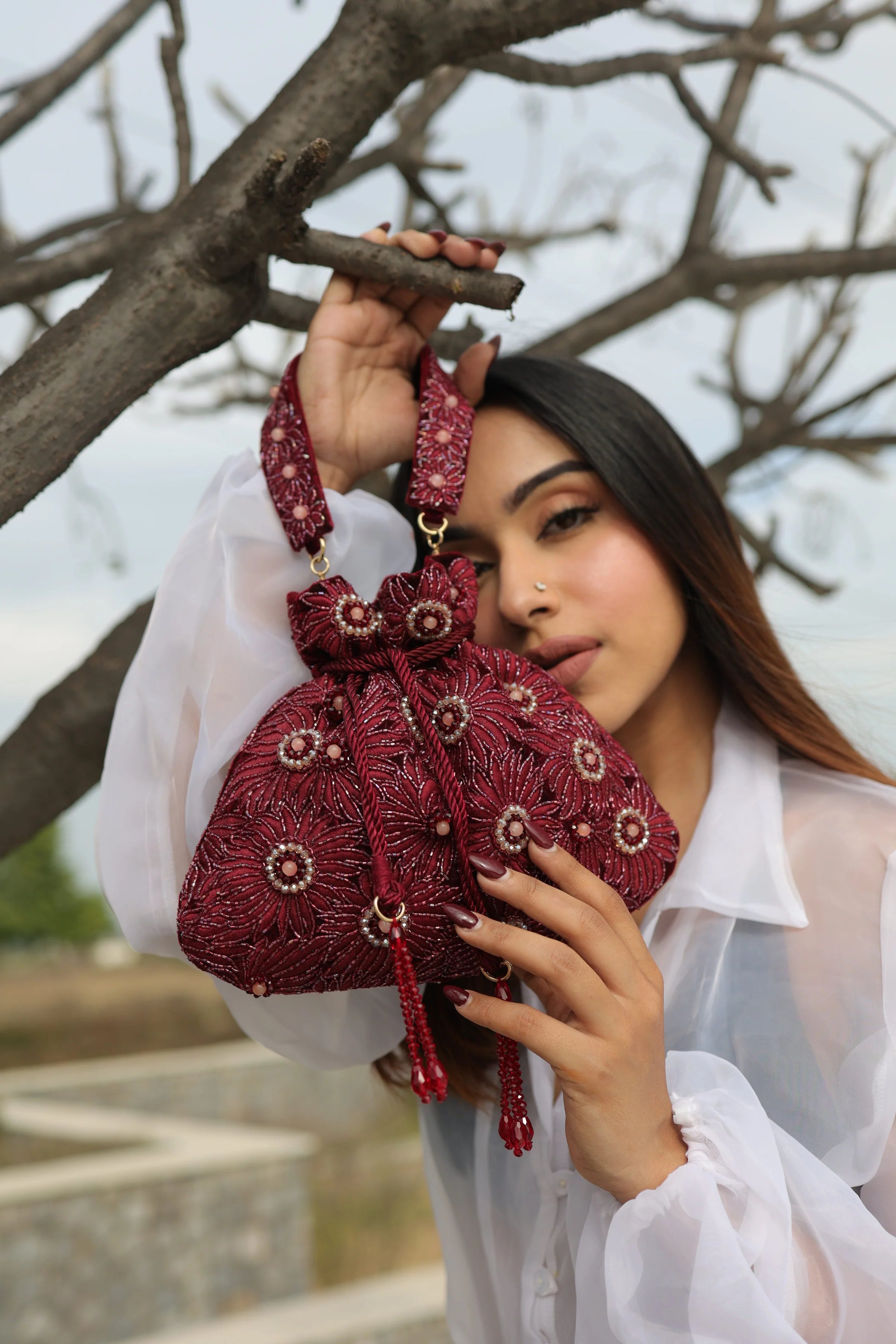 Roseate Potli