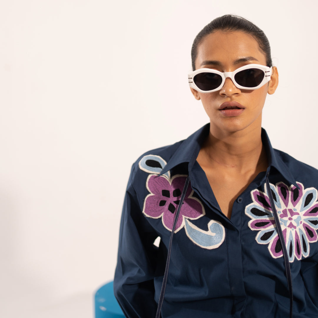 Navy Blue Embroidery T-shirt