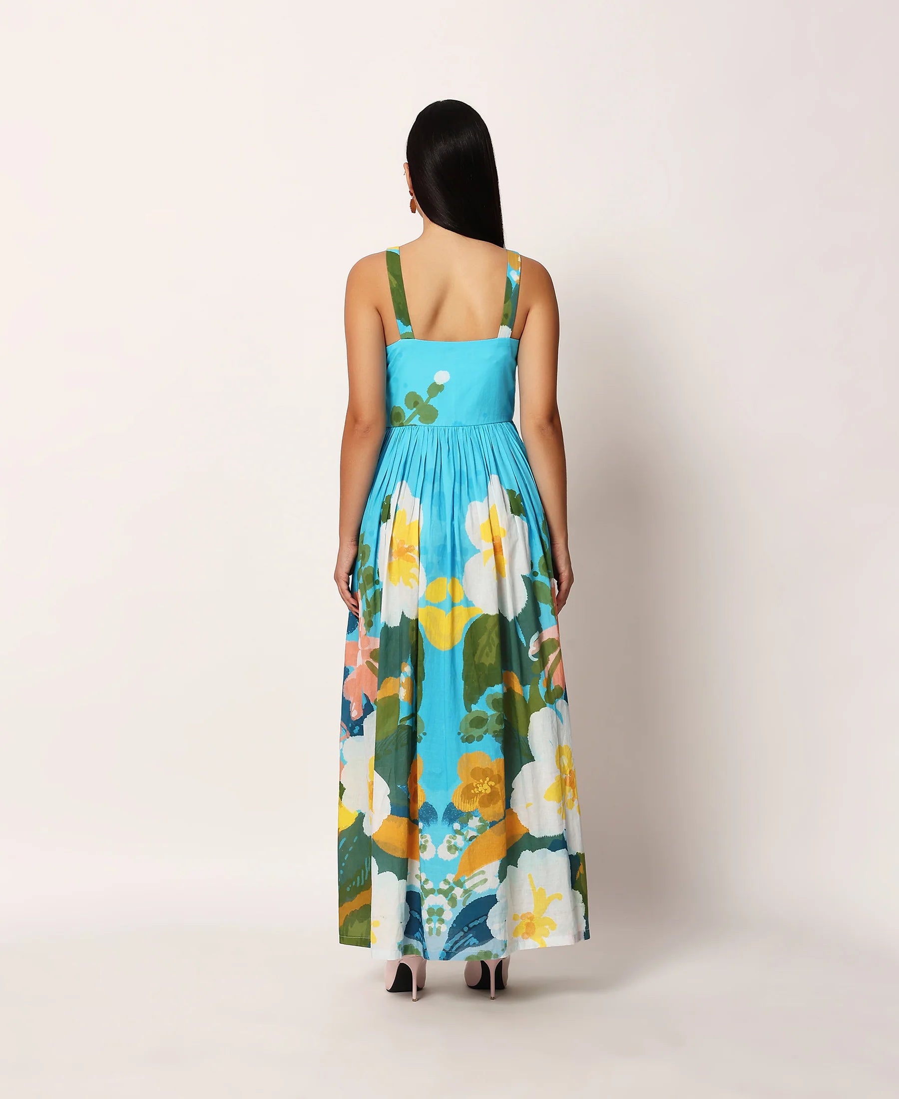 Kosumosu blue dress
