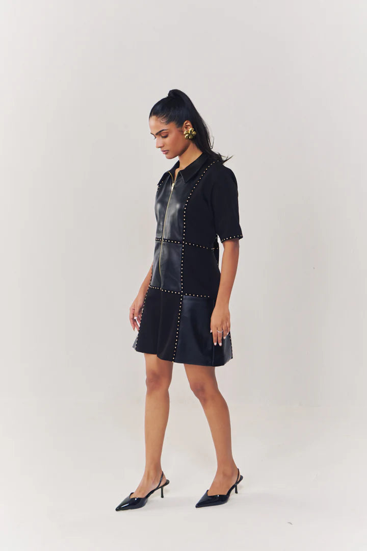Regalia detailed short dress with sleeves